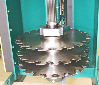 multiple saw blades